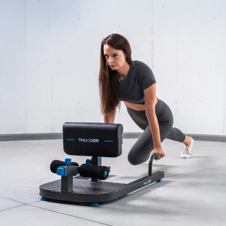 THUNDER TENZ μηχανή squat