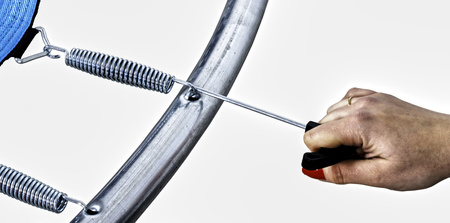 Κλειδί τάνυσης ελατηρίου